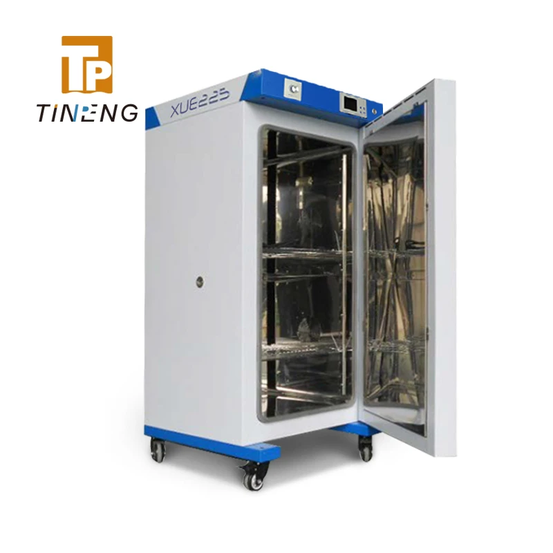 Electric thermostatic oven XUE 225 interal view Electric thermostatic oven XUE 225 interal view